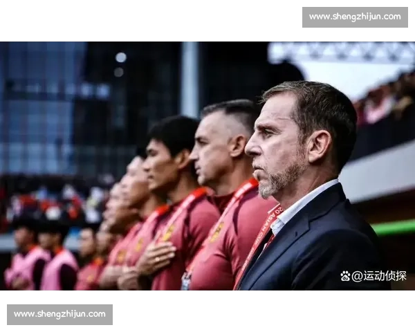 伊万黯然下课无人送，国足新帅三选一：无履历教头临危受命引争议